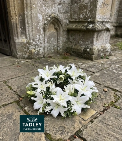 White Lily Wreath
