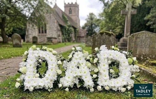 Country Style Letters DAD With White Flowers